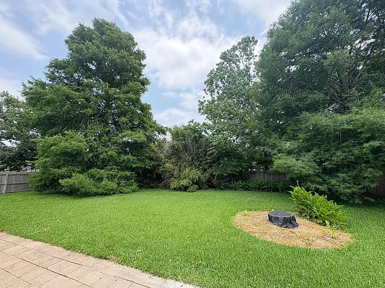 1204 Osborne Dr — Photo 20