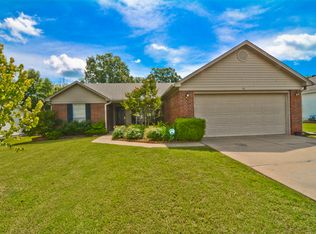 46 Meadow Ridge Loop, Maumelle, AR 72113