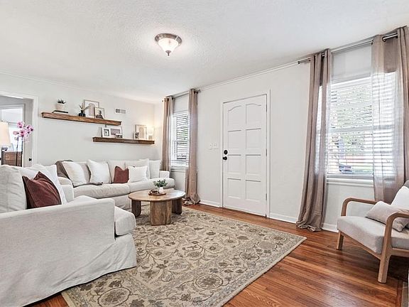 5th image of 5221 Juniper Dr