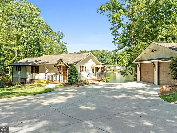 2nd image of 170 Tater Hill Rd