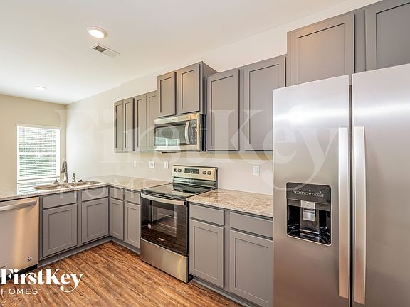 5th image of 615 Briar Ridge Cir