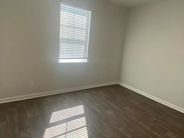 1064 Refuge Way — Photo 16