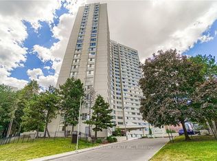 3700 Kaneff Cres #603, Mississauga, ON L5A4B8