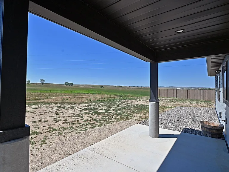 1495 Oxbow Dr — Photo 7