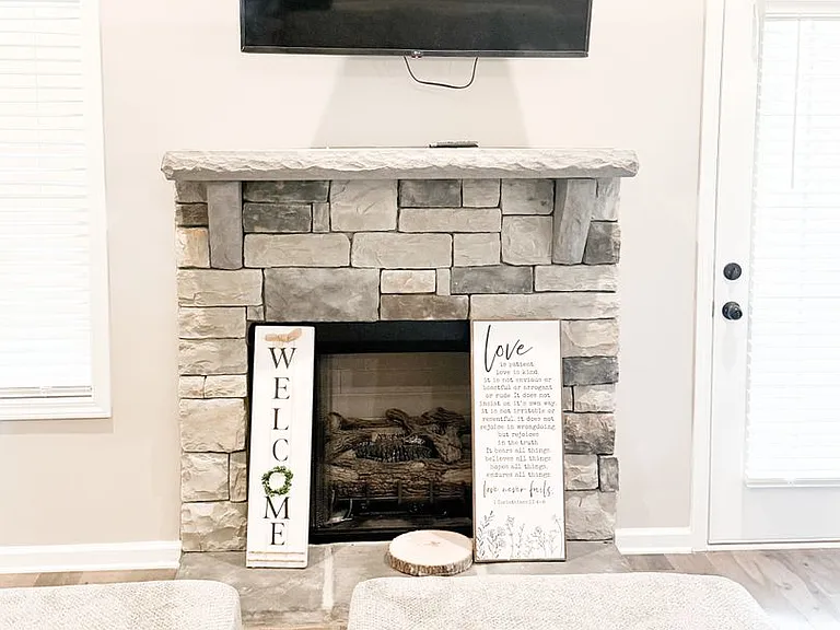 1727 Oak Forest Dr — Photo 4