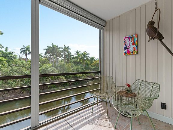 4th image of 102 Royal Park Drive #3A