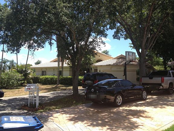 4th image of 11108 NW 1st Pl