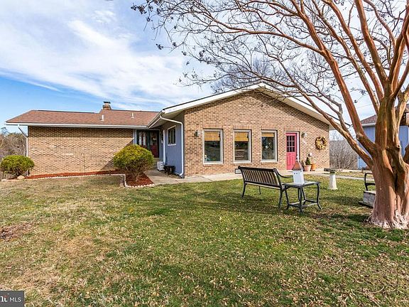 2nd image of 308 Dunbar Dr
