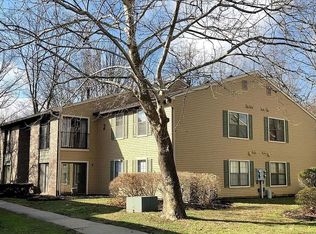 10B W Bluebell Ln, Mount Laurel, NJ 08054