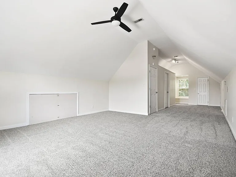 1500 Sunshine Dr — Photo 9