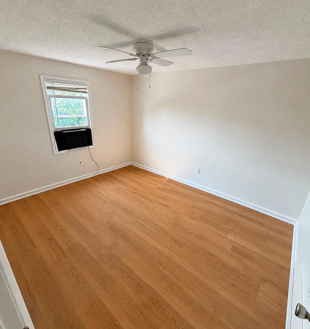 2 bed, $2,200 — Photo 3