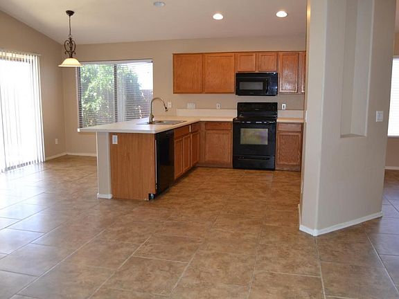 4th image of 10871 W Sands Dr