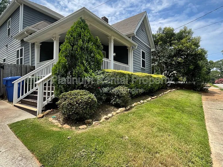 149 Dahlgren St SE — Photo 4
