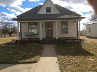 123 6th St, Friend, NE 68359