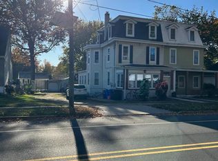 52 S Fellowship Rd, Maple Shade, NJ 08052