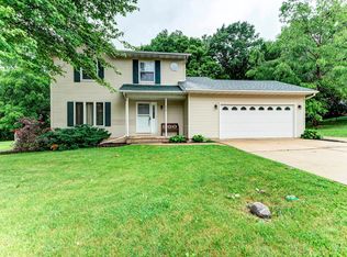 313 Florence Dr, Utica, IL 61373