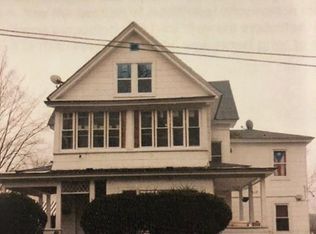 393 Hapgood St APT 1, Athol, MA 01331