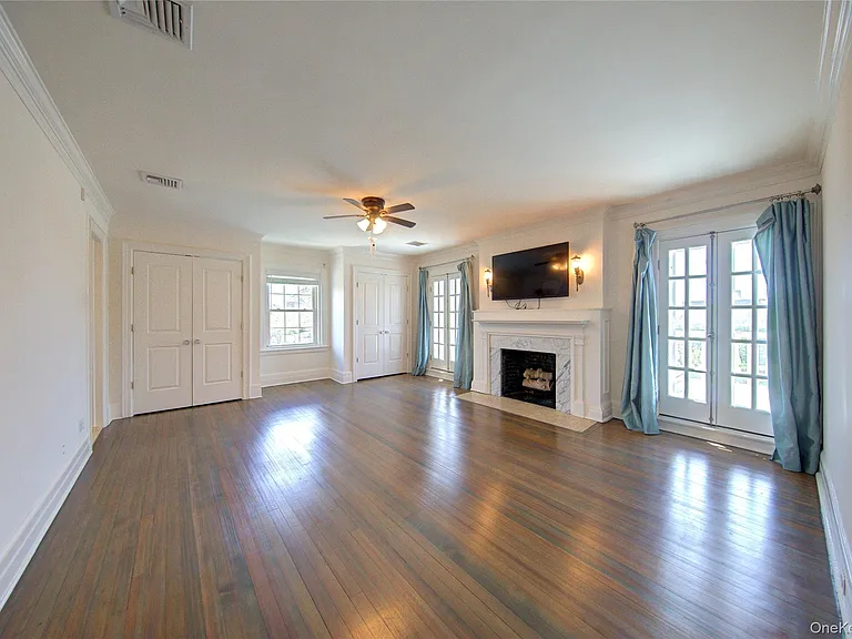 159 Magnolia Blvd — Photo 31