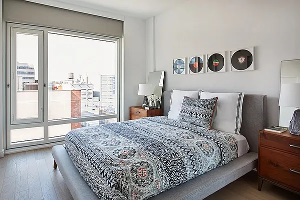 Rented by Bouklis Group | media 4