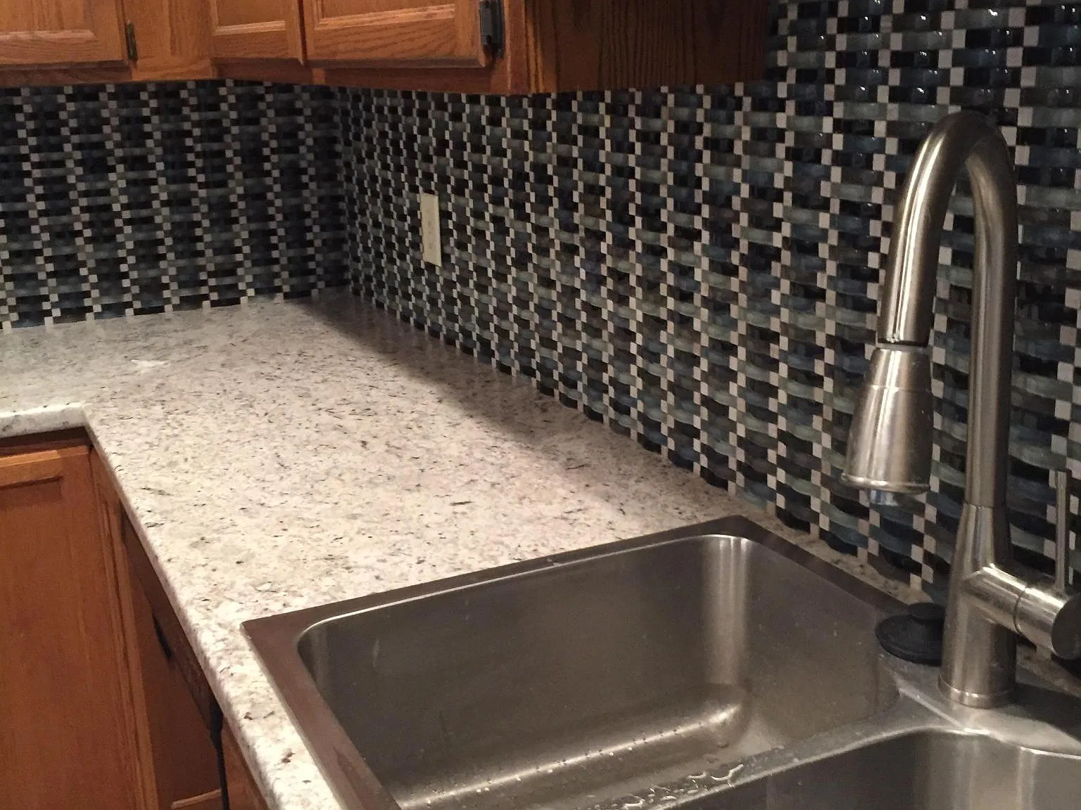 2 bed, 1019 sqft, $1,300 — Photo 4