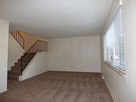 2nd image of 360 Upham St