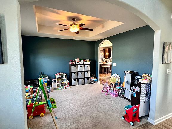 4th image of N60W13701 Weyerhaven Dr