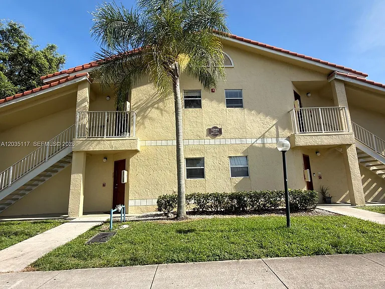 12840 Vista Isles Dr #627 — Photo 2