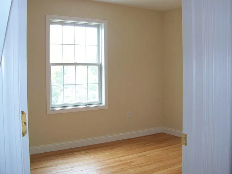 509 Main St #4 — Photo 16