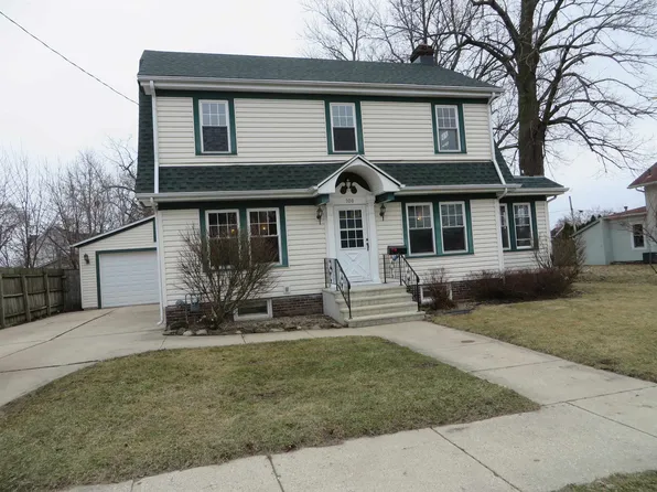 108 N Pearl St, Janesville, WI 53548