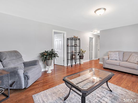 3rd image of 172 Crestview Drive