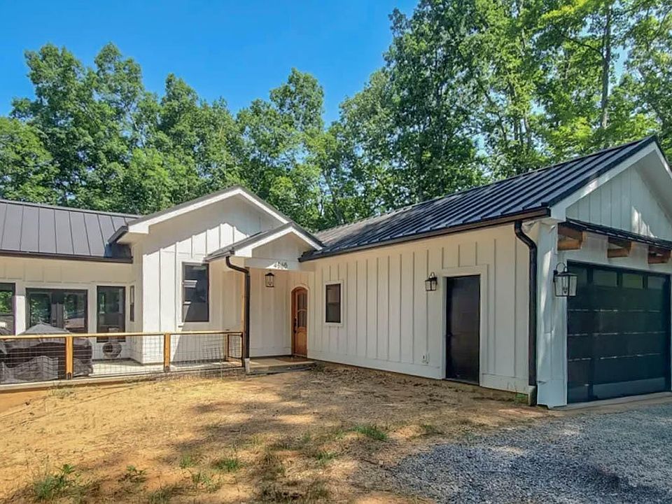 1st image of 4565 Crooked Creek Way