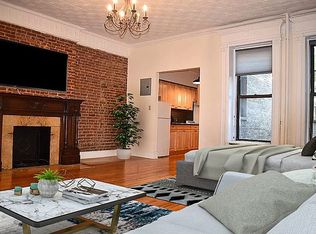317 W 88th St APT 6, New York, NY 10024