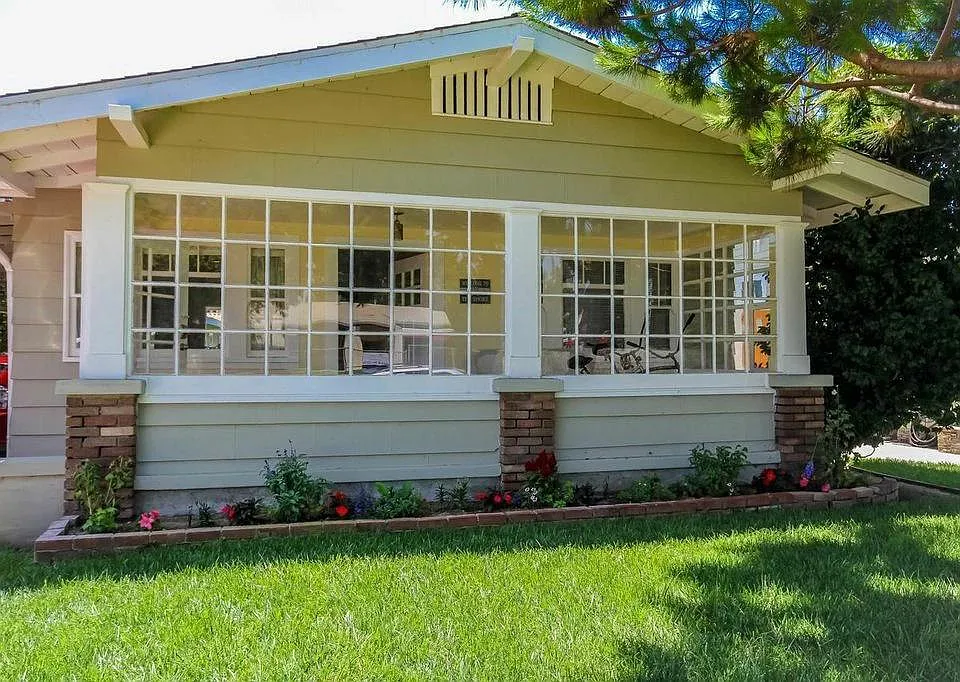 220 Avenue A