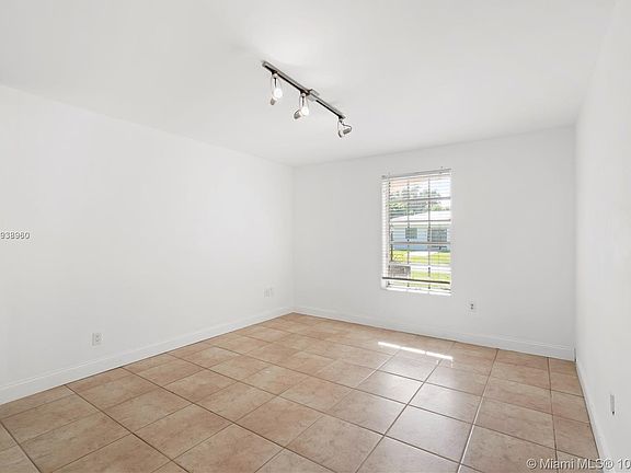 3rd image of 7505 SW 163rd St