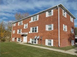 2930 Sandy Hollow Rd #2, Rockford, IL 61109