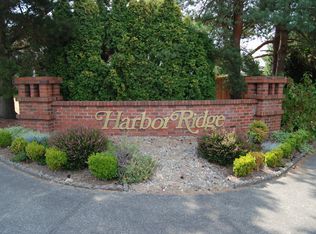 4732 Silver Bow Rd NE, Tacoma, WA 98422