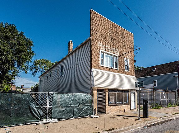 2nd image of 3428 W North Ave