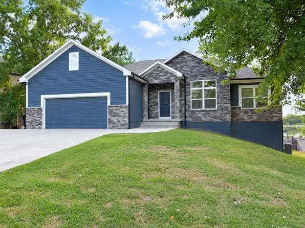 609 Campbell, Pleasant Hill, MO 64080