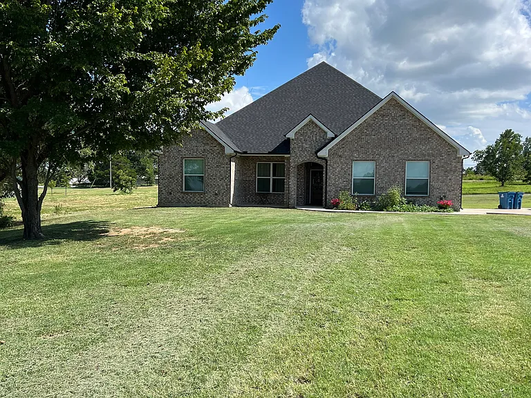 2261 County Road 805B — Photo 19
