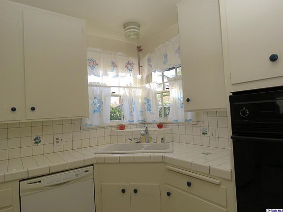 4th image of 4408 Briggs Ave