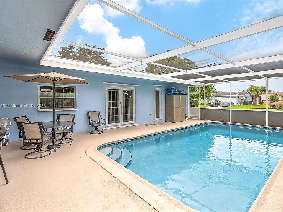 1st image of 8746 N Bermuda Dr