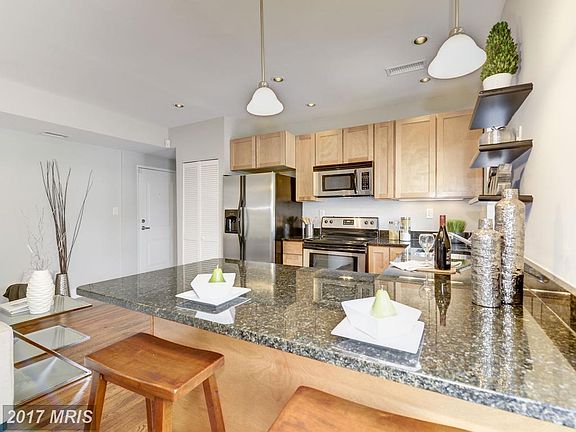 4th image of 400 Evarts St NE APT 304