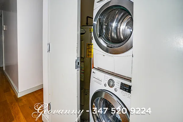 Rented by EXR | media 4