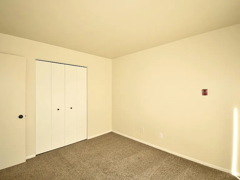 832 Kellogg Ave — Photo 10