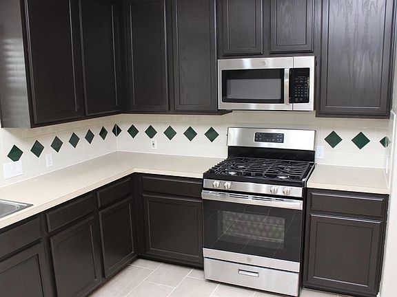 4th image of 2722 Millers Falls Ct