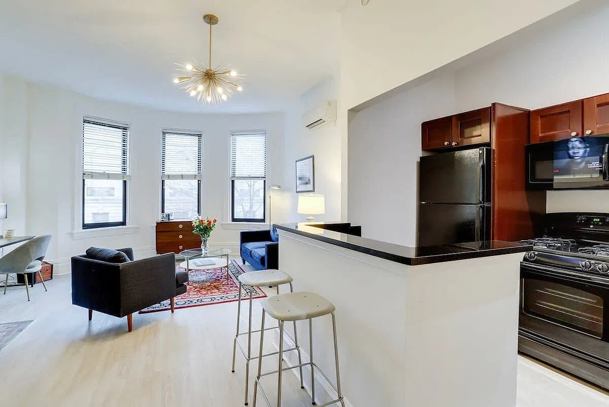2 bed, 800 sqft, $5,500 — Photo 4