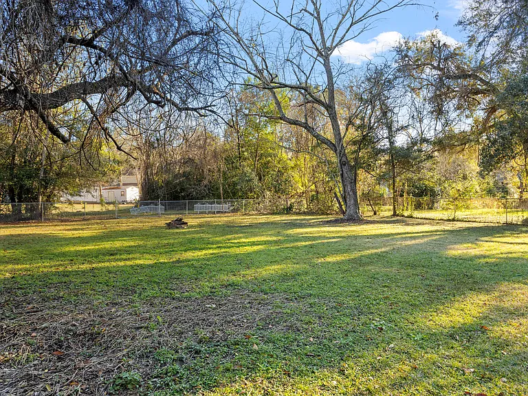 3247 Lord Murphy Trl — Photo 40