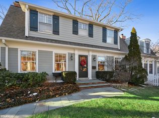 1330 Ashland Ave, Wilmette, IL 60091