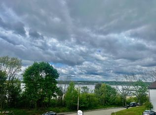 225 Danforth St #3K, Fall River, MA 02720