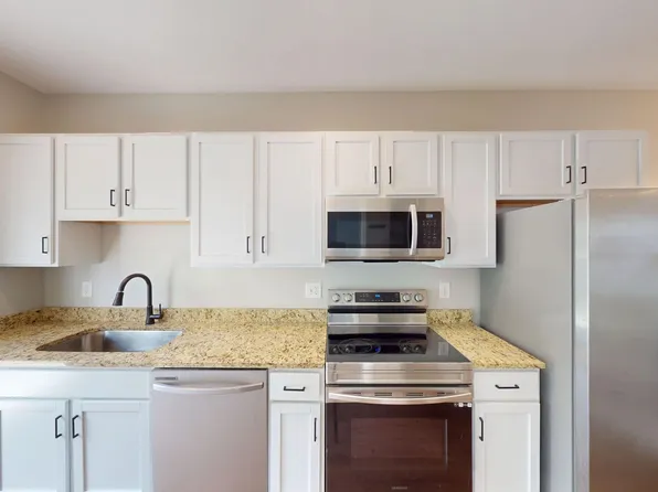 842 Levitan Dr, Columbia, TN 38401